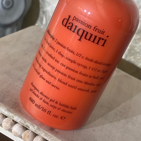 Philosophy: Shampoo, Shower Gel & Bubble Bath - Picture 3 of 4